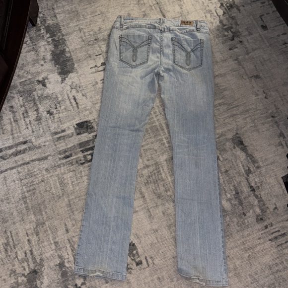 Size13 light wash jeans - Picture 2 of 6